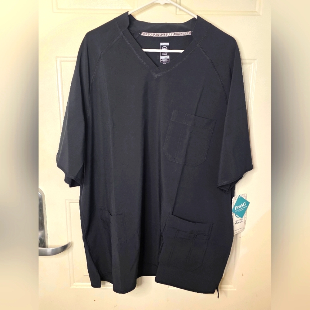 Black V-Neck Scrub Top‎ with Pockets Men's Essential Threads Size XXL